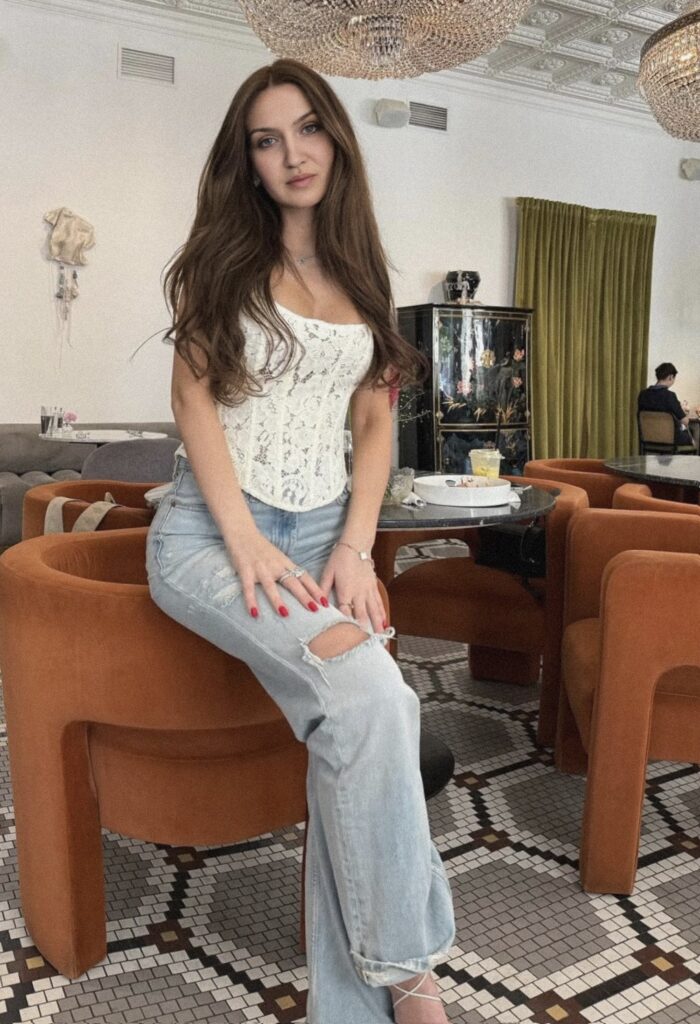 Camila 6
