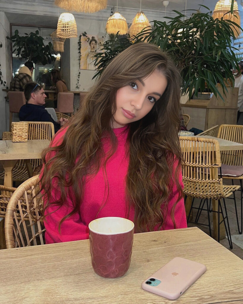 Anya 3